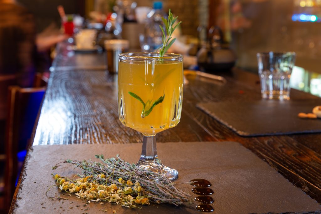 Drinks That Help You Sleep, Chamomile Mocktail